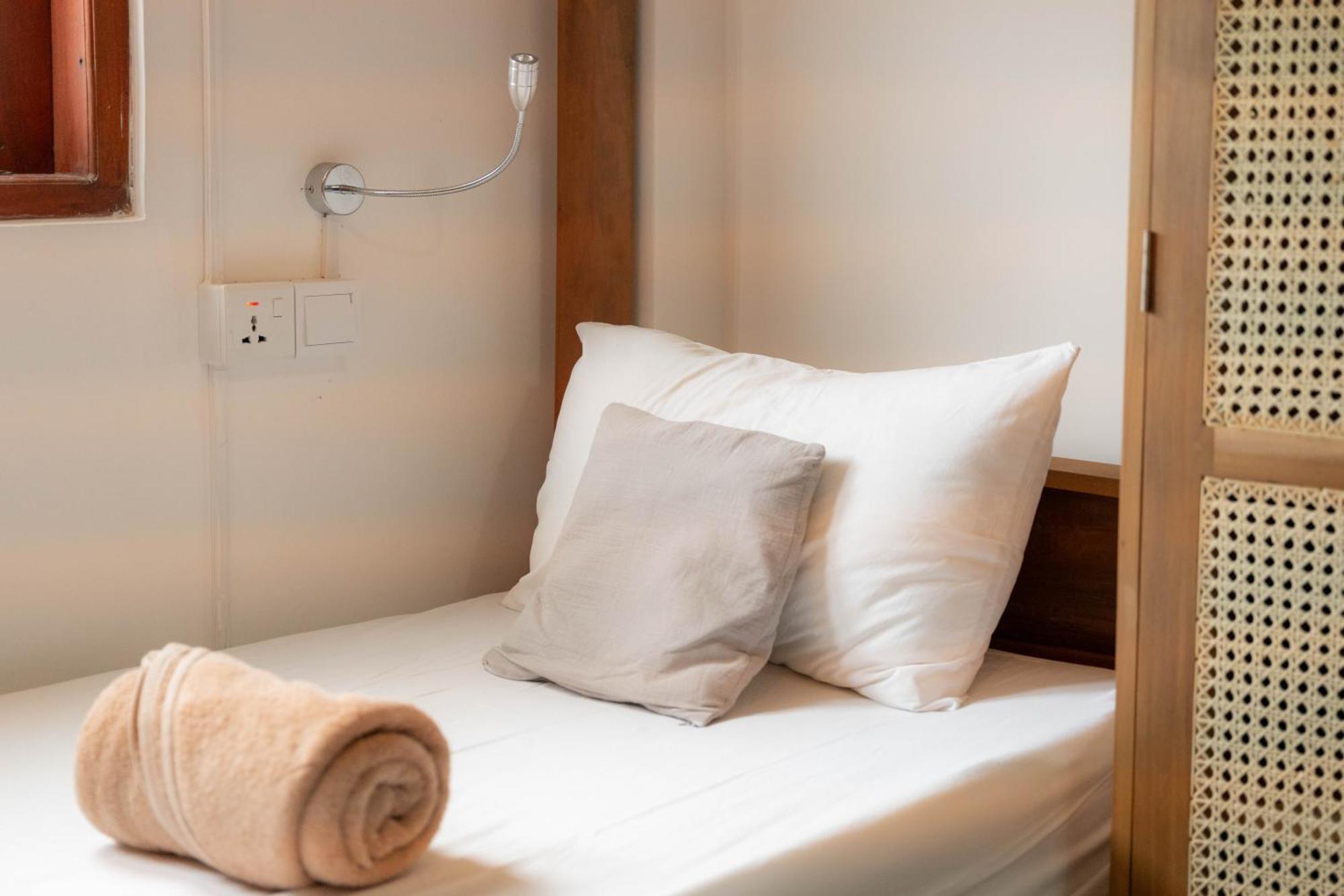 Bed and Breakfast Lucky'S Surf Camp Weligama Zewnętrze zdjęcie