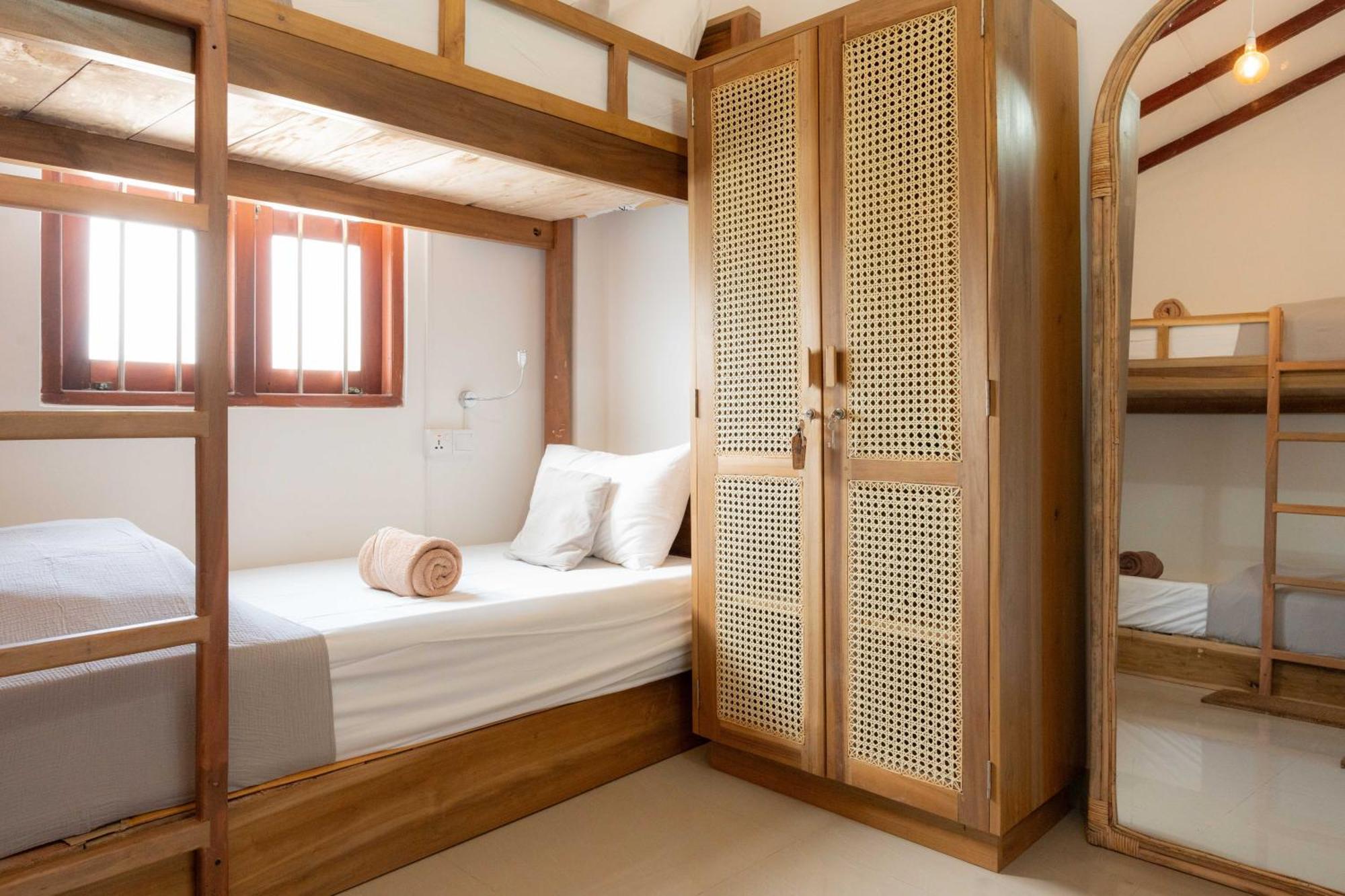 Bed and Breakfast Lucky'S Surf Camp Weligama Zewnętrze zdjęcie